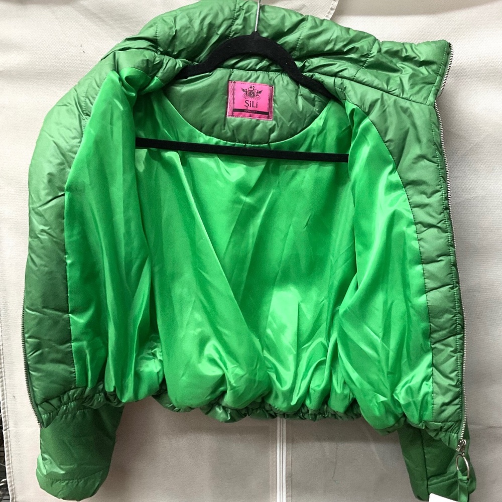 Green Cropped Puffer Jacket NWT – Oversized Ring Zip, High Neck, Y2K Streetwear - Picture 4 of 14